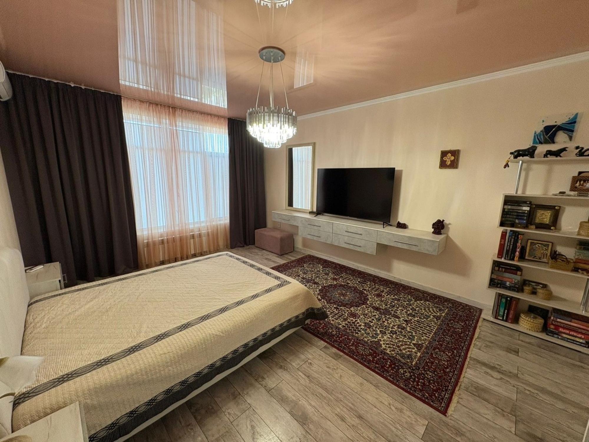 Купить дачу, дом, коттедж за 53 500 000 рублей на Садовая улица