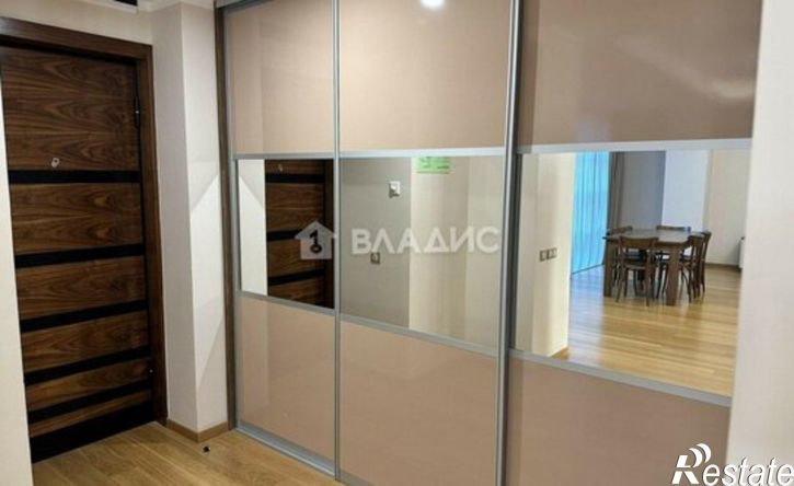 2-комн квартира пр-кт Революции, 3,  д. 3