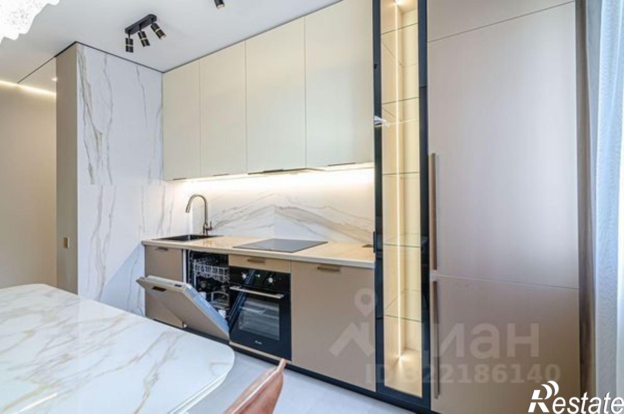 Купить квартиру за 17 000 000 рублей на Босфорский б-р, 14