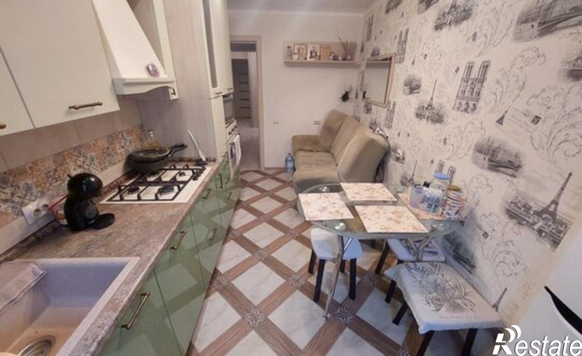 Купить квартиру за 12 300 000 рублей на б-р Евскина, 5 1