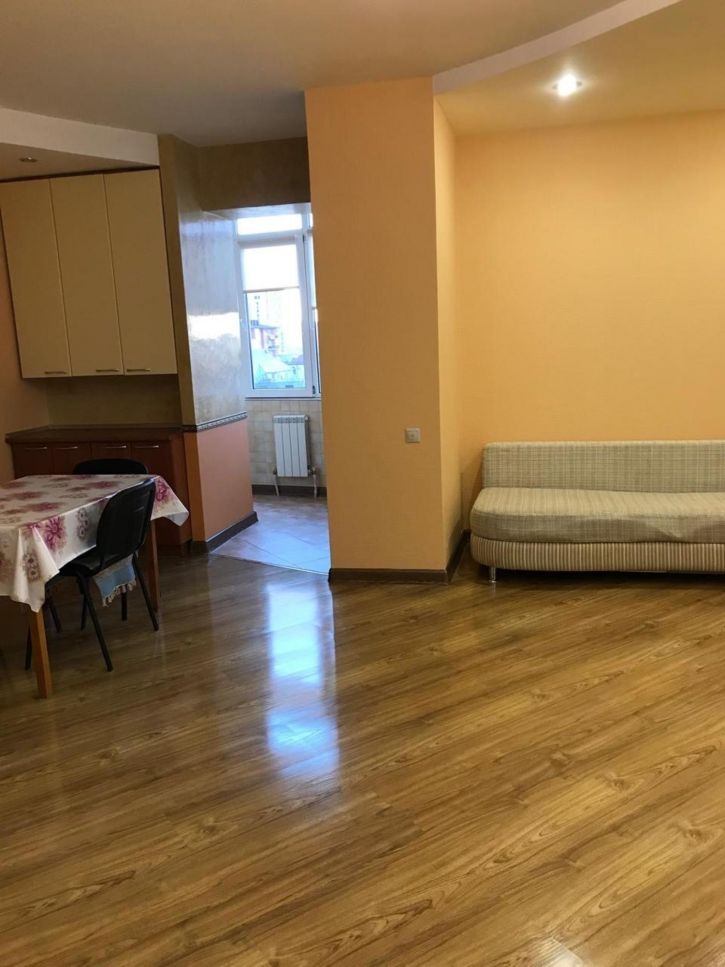 2-комн квартира Таёжная улица, 51