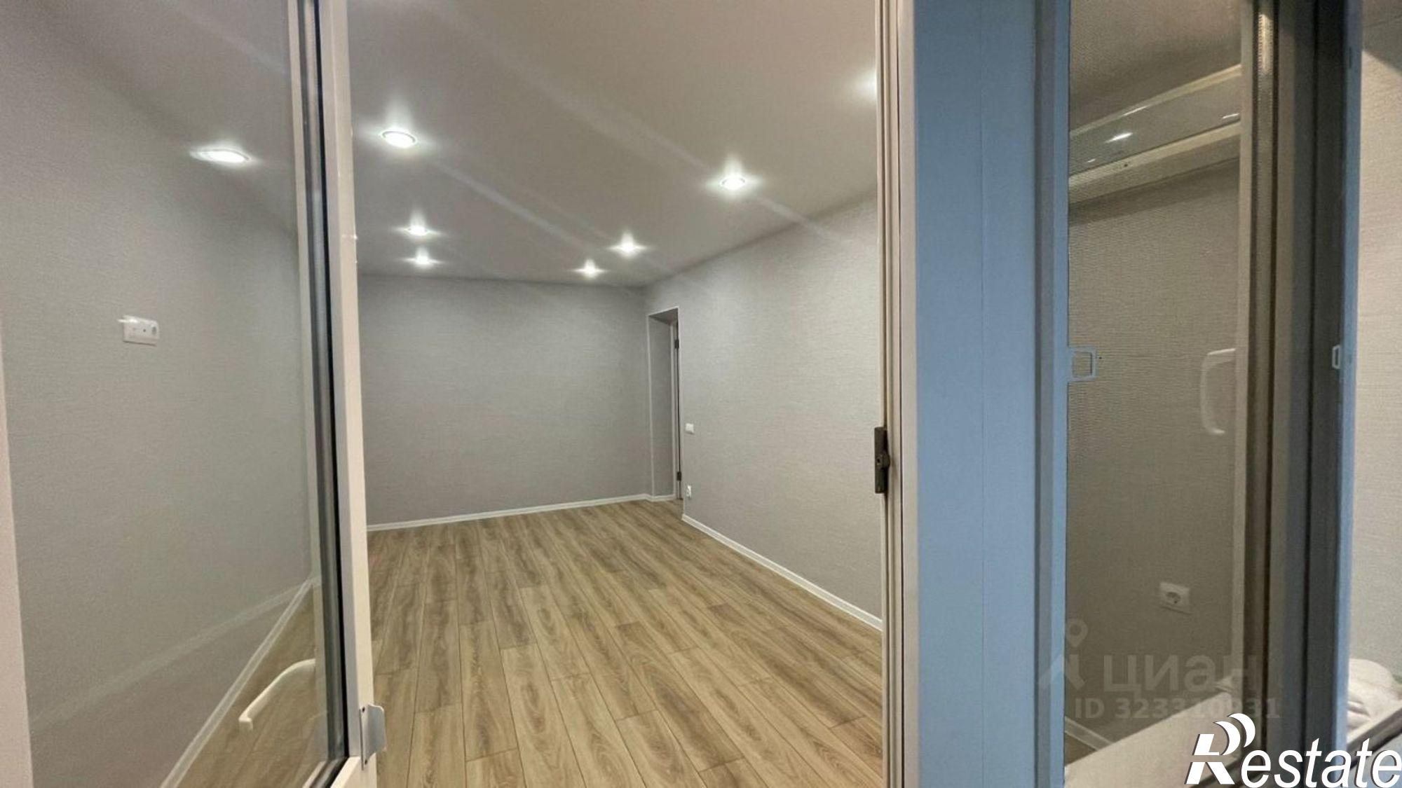 Купить квартиру за 7 700 000 рублей на Новороссийская улица, 107