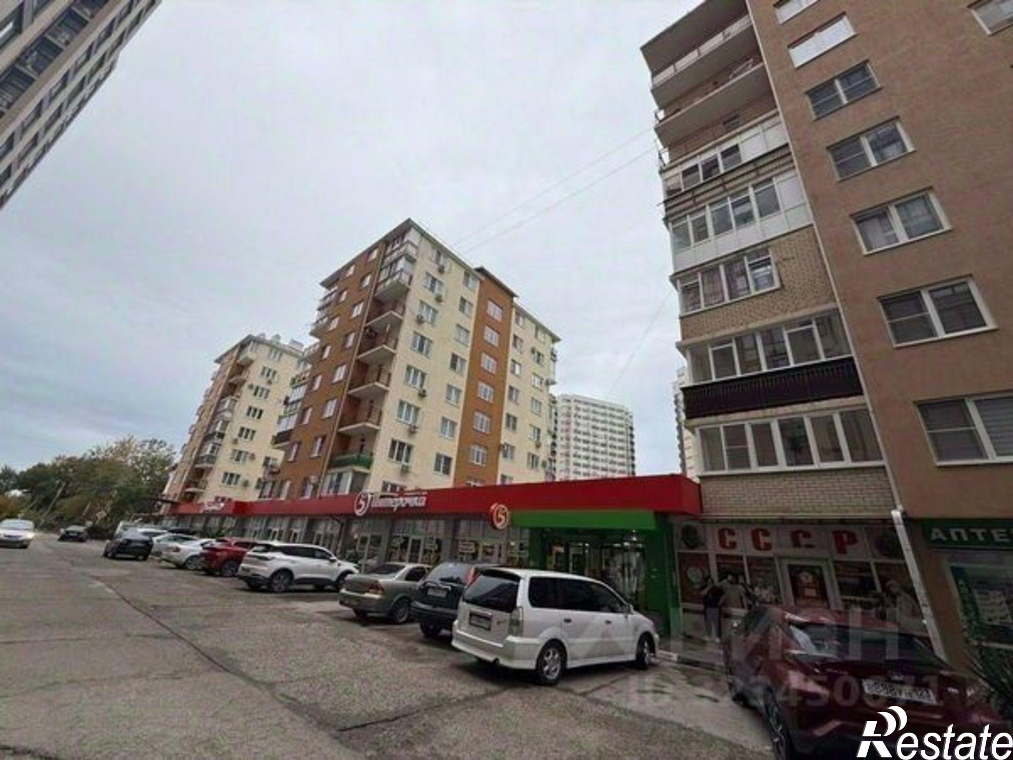 Купить торговое помещение за 8 000 000 рублей на Рождественская улица, 42