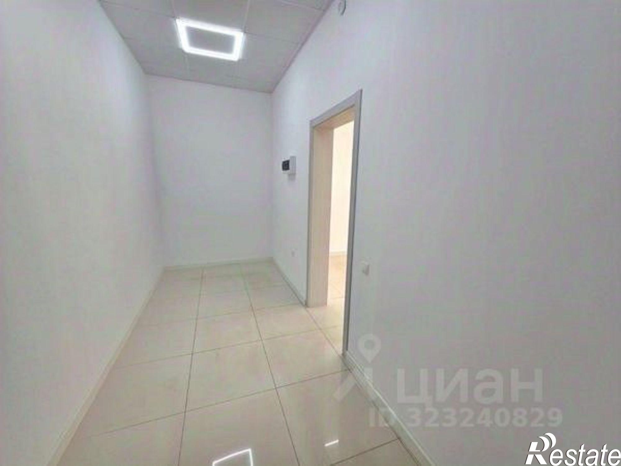 Купить торговое помещение за 9 219 640 рублей на Анапское шоссе, 30