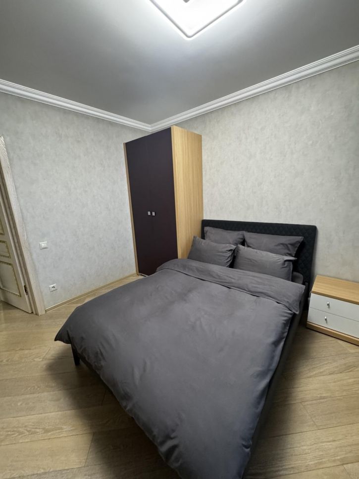 3-комн квартира улица Кирова, 84