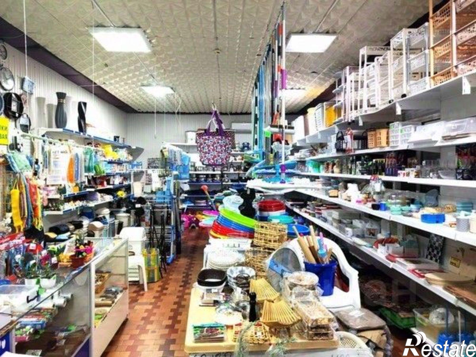 Купить торговое помещение за 22 900 100 рублей на ул Крымская, 216