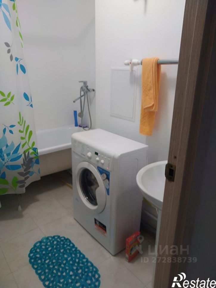 2-комн квартира улица Адмирала Пустошкина, 22 с8,  д. 22 с8