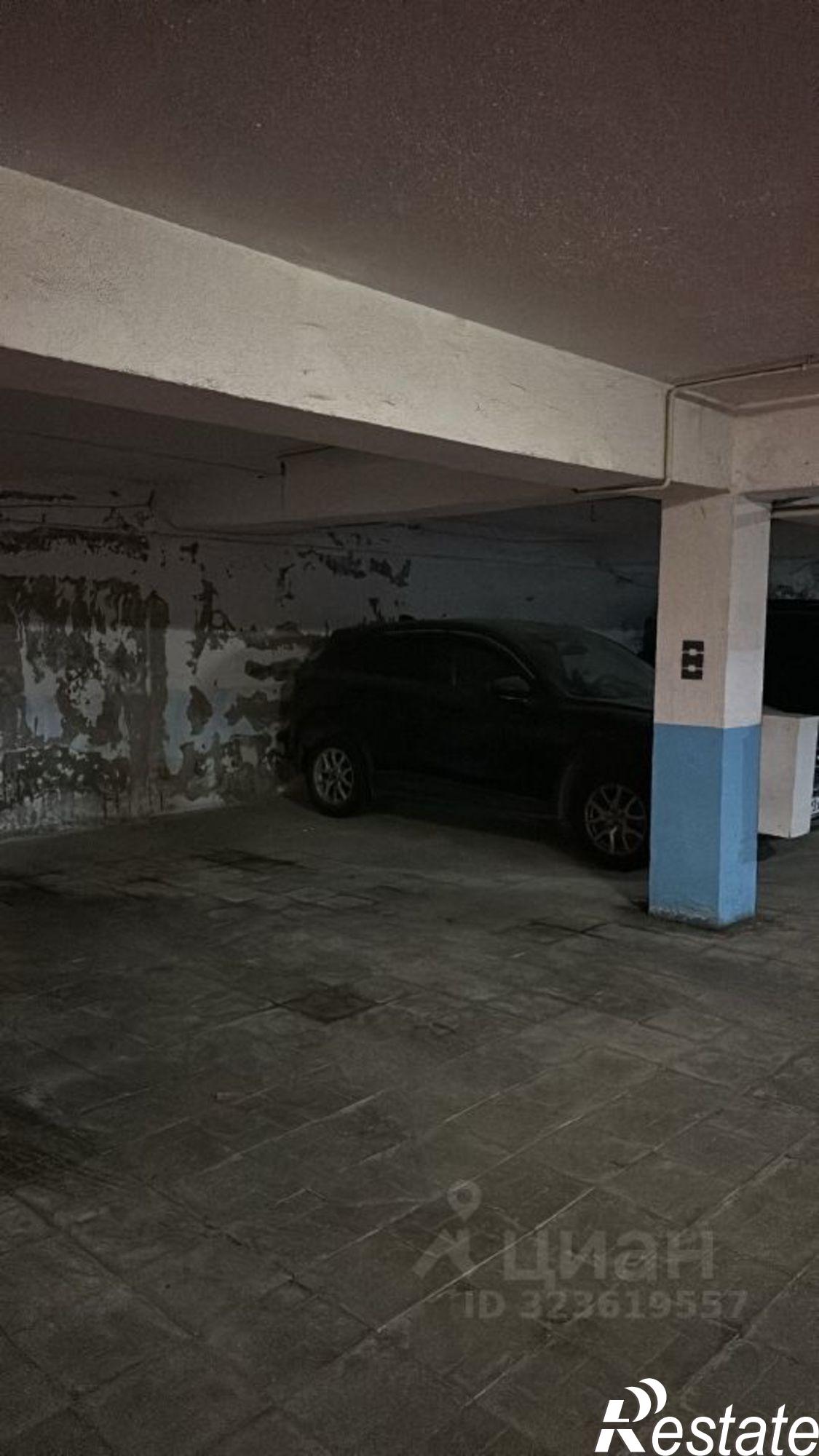 Купить гараж, место в паркинге за 480 000 рублей на ул Крымская, 272