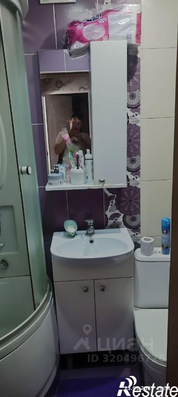 2-комн квартира 12-й микрорайон, 21