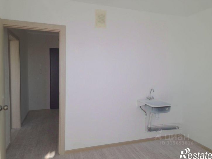 1-комн квартира улица Адмирала Пустошкина, 16,  д. 16