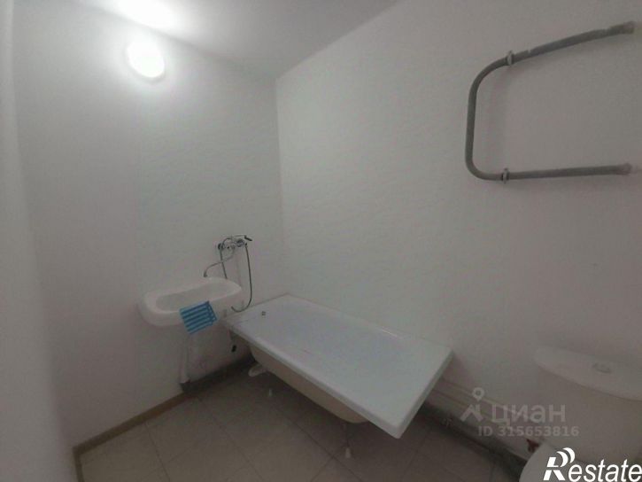 1-комн квартира улица Адмирала Пустошкина, 16,  д. 16