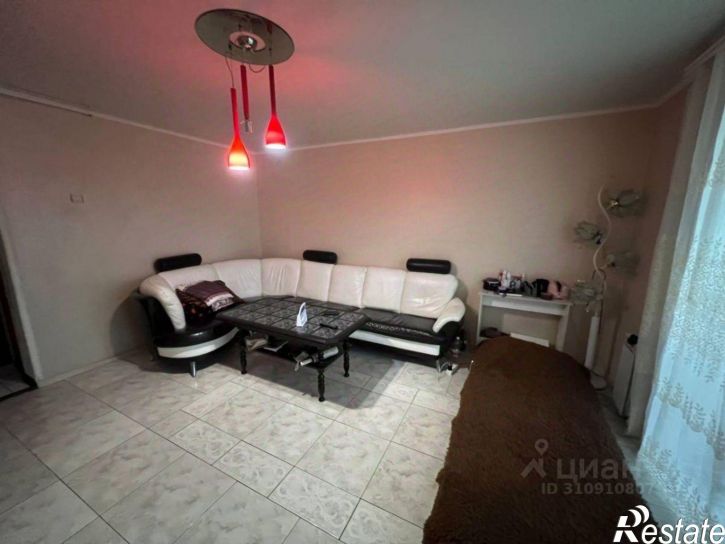 4-комн квартира Стахановская улица, 1,  д. 1