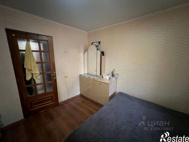 4-комн квартира Стахановская улица, 1,  д. 1