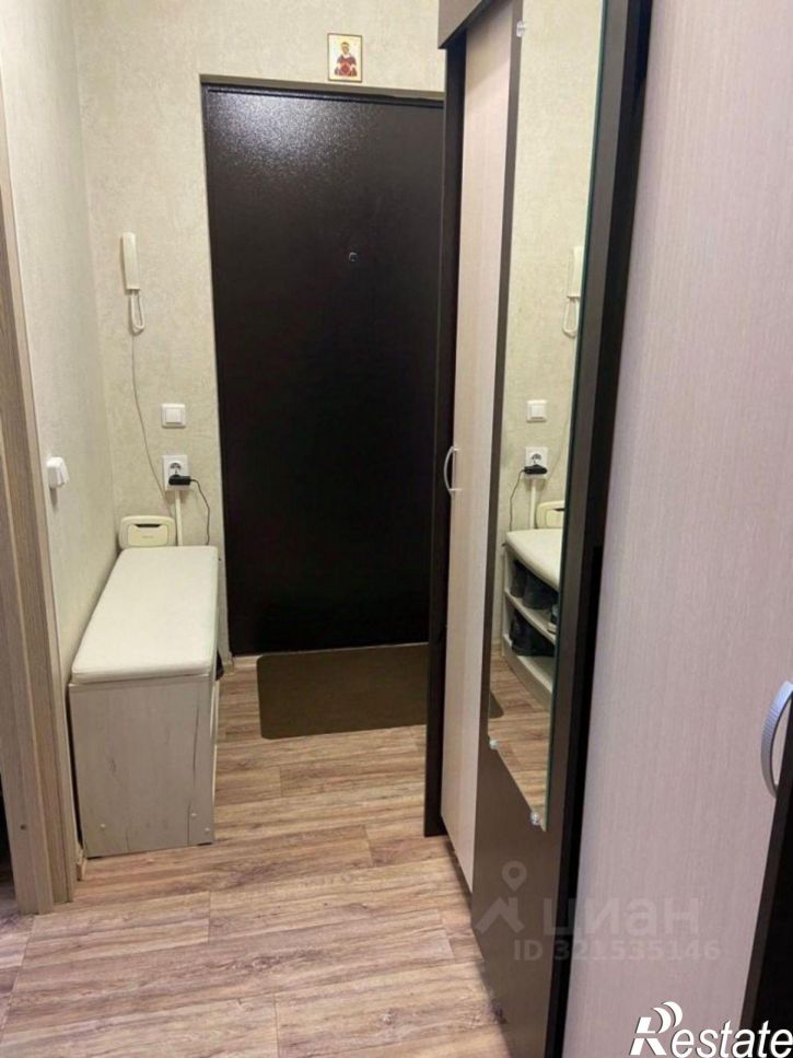 1-комн квартира улица Адмирала Пустошкина, 22 с6,  д. 22 с6