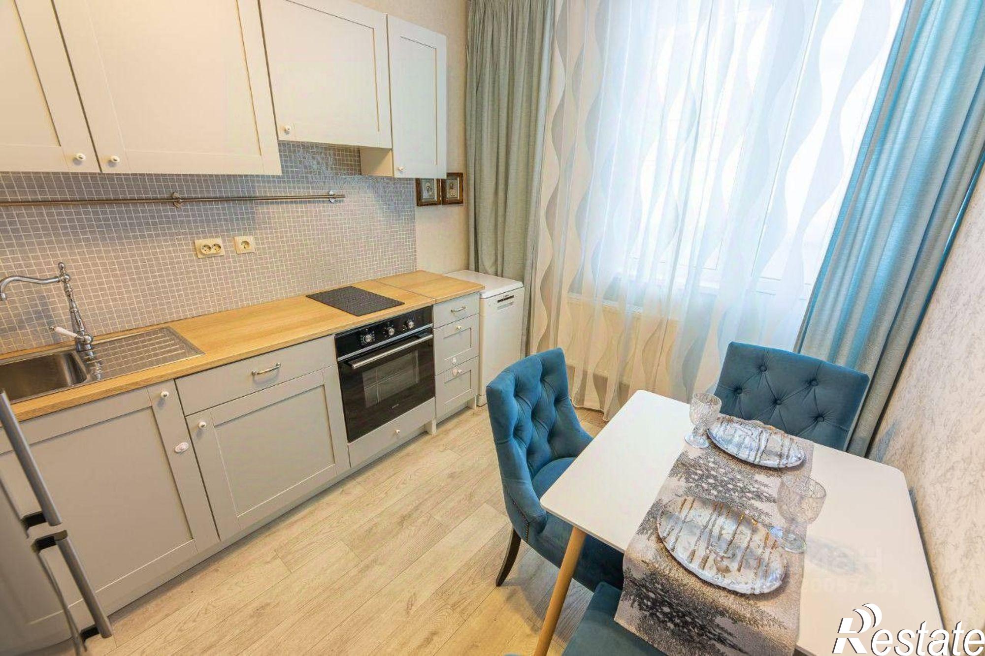 Купить квартиру за 7 200 000 рублей на 12-й микрорайон, 36А