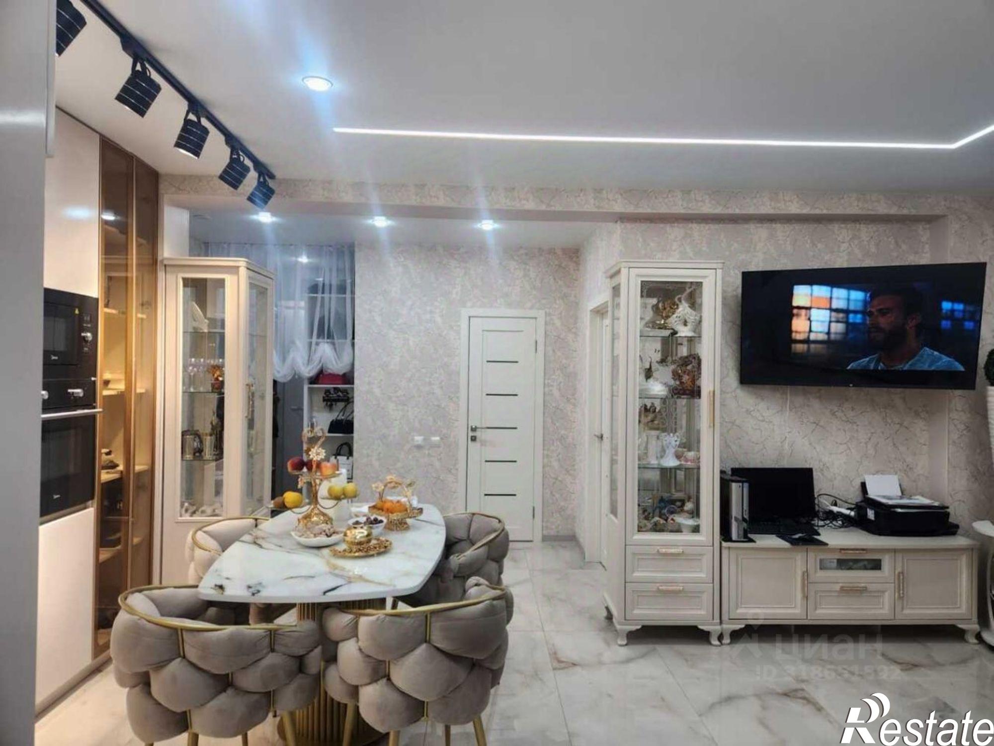 Купить квартиру за 14 900 000 рублей на Владимирская улица, 144