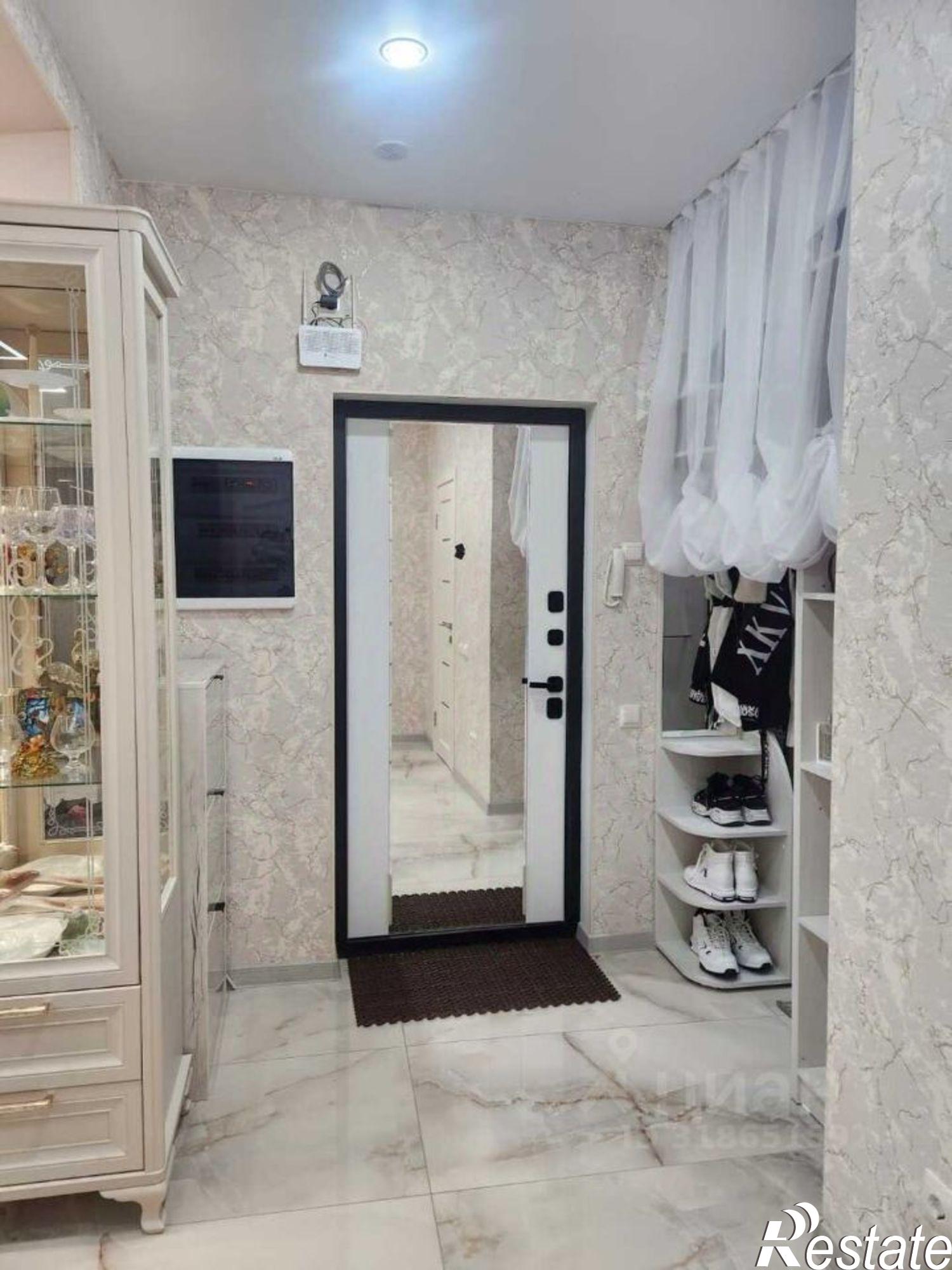 Купить квартиру за 14 900 000 рублей на Владимирская улица, 144