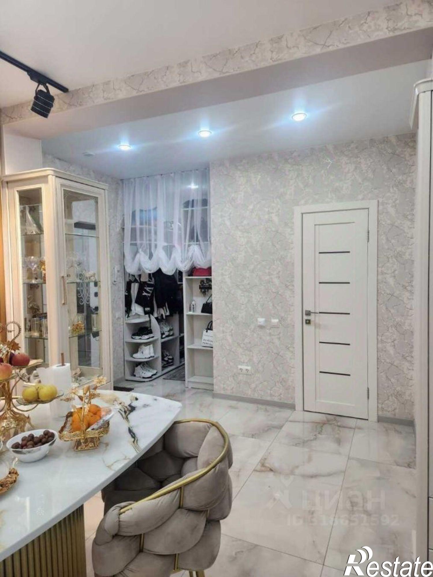 Купить квартиру за 14 900 000 рублей на Владимирская улица, 144