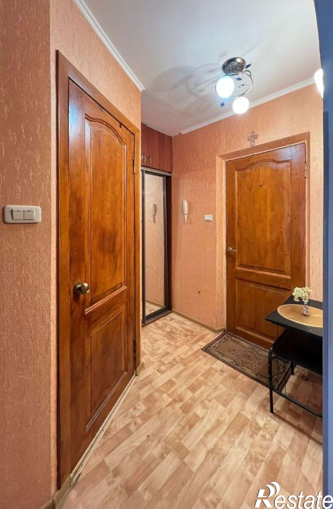 Купить квартиру за 5 300 000 рублей на 12-й микрорайон, 7