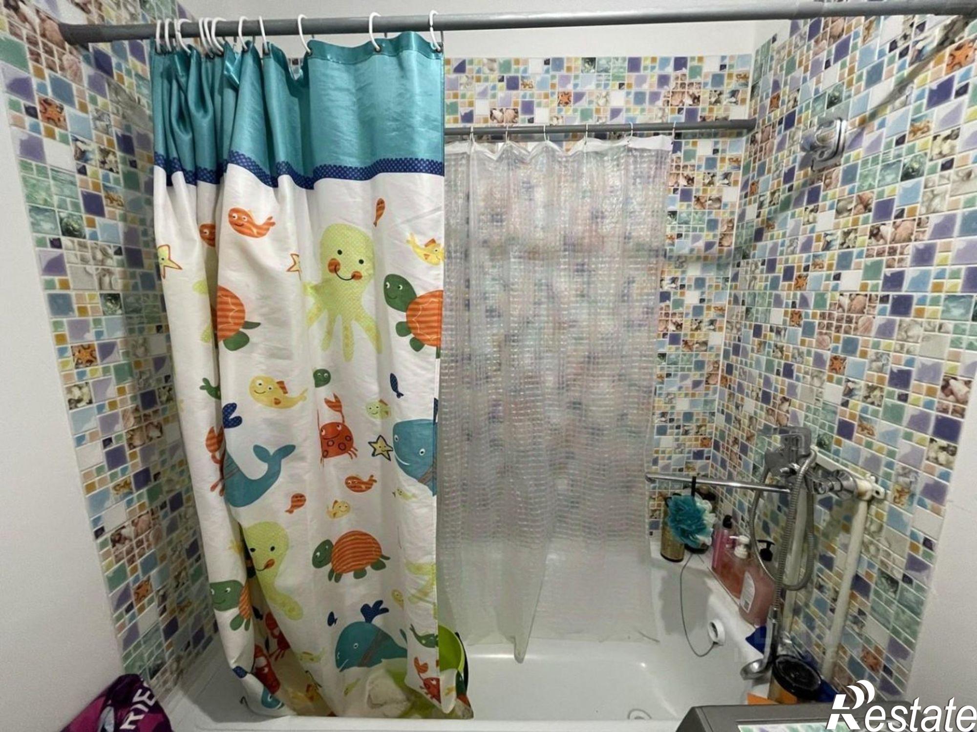 Купить квартиру за 5 800 000 рублей на улица Адмирала Пустошкина