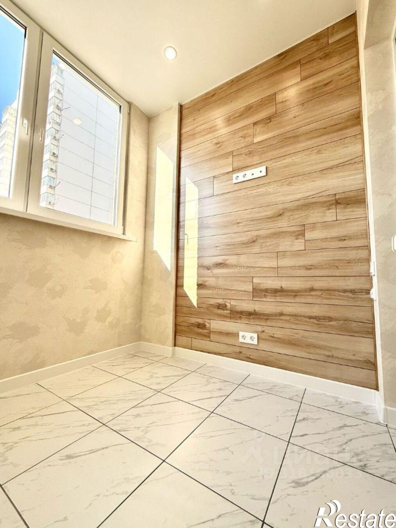 Купить квартиру за 7 700 000 рублей на ул Адмирала Пустошкина, 12 1