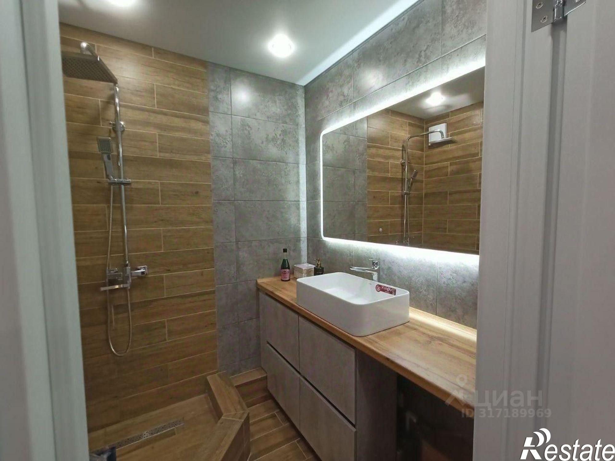 Купить квартиру за 8 200 000 рублей на ул Тургенева, 250