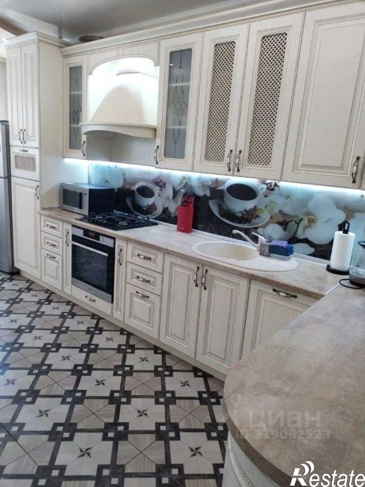 Купить квартиру за 13 000 000 рублей на Владимирская улица, 150