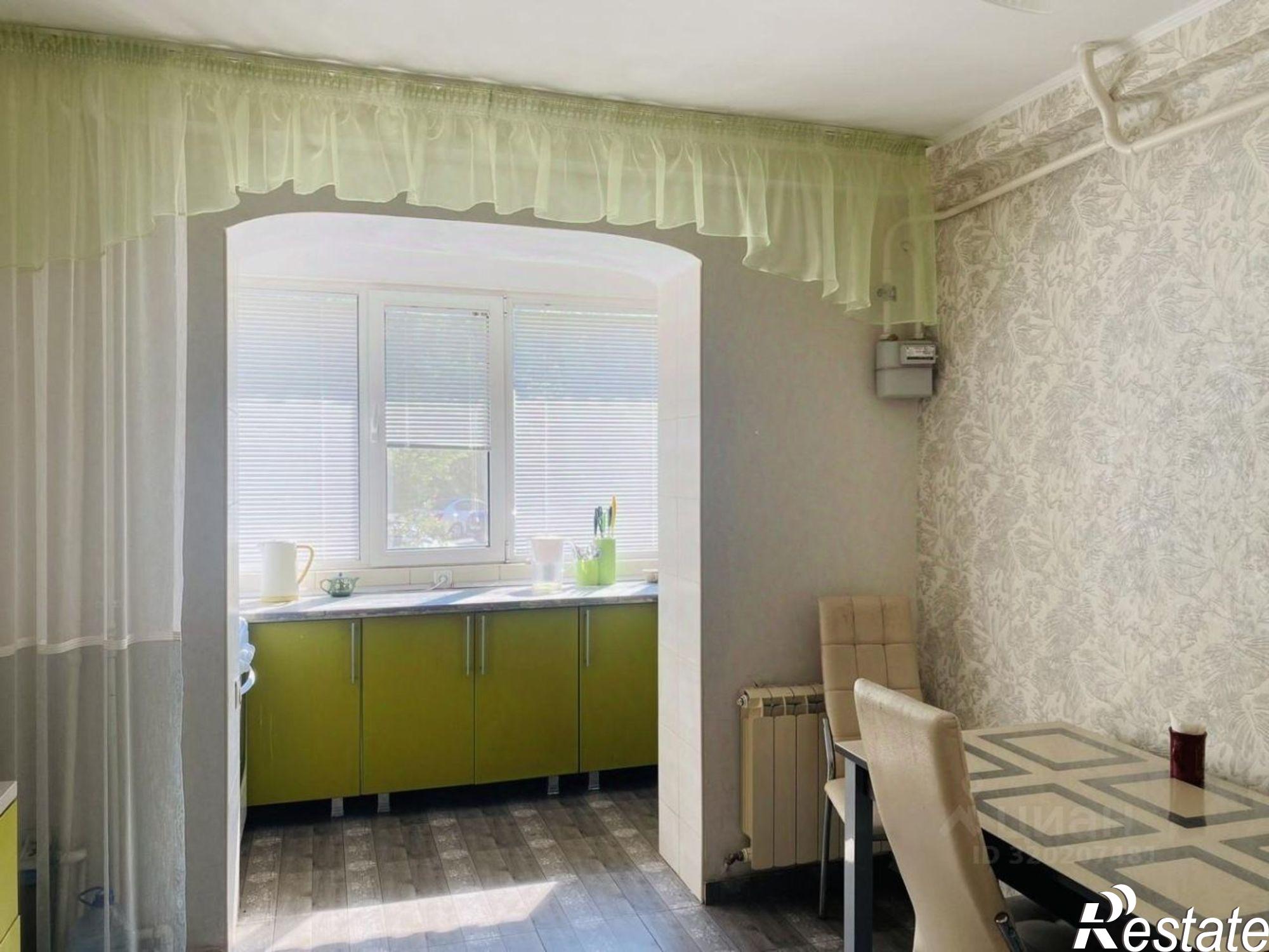 Купить квартиру за 14 800 000 рублей на ул Стахановская, 15 3