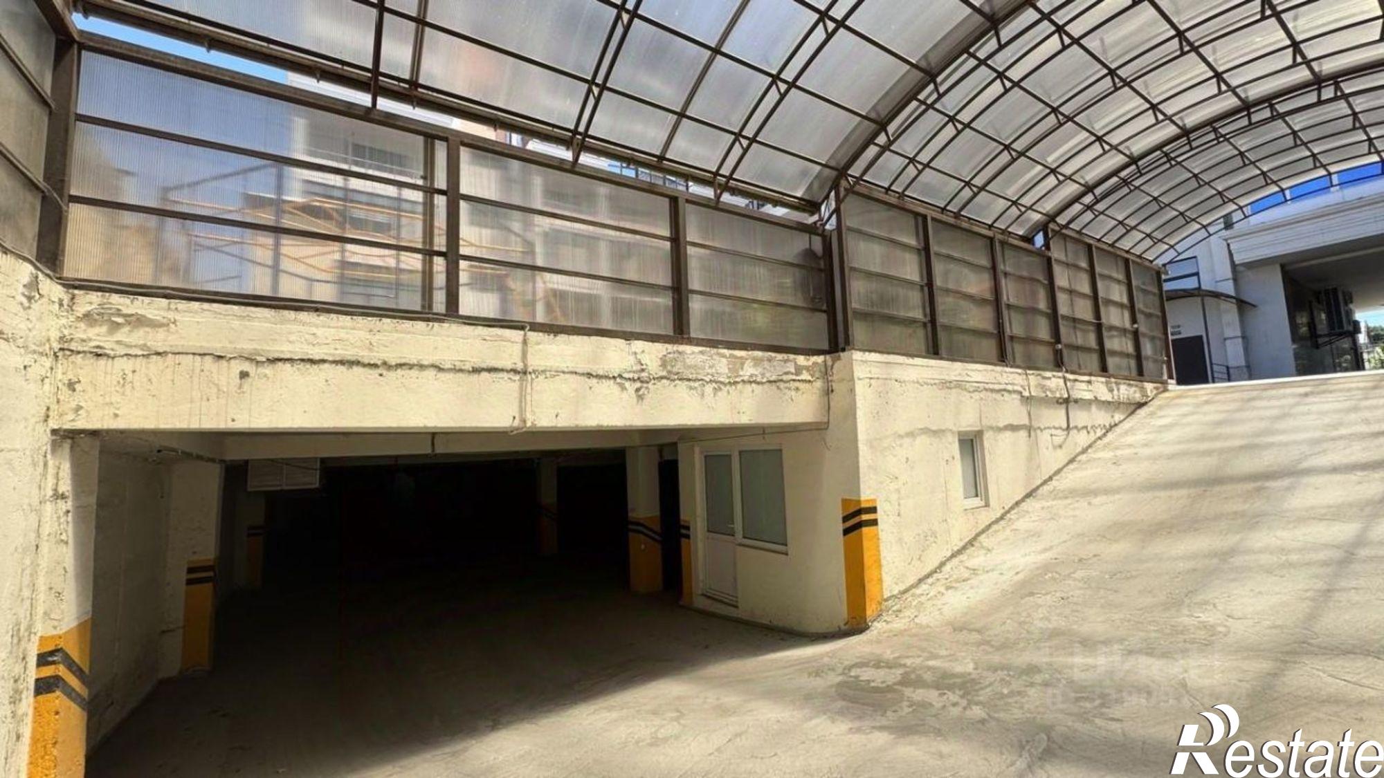 Купить гараж, место в паркинге за 2 016 000 рублей на улица Шевченко, 131