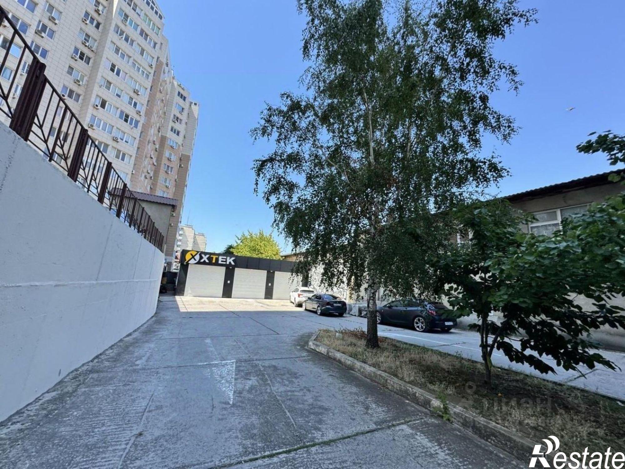 Купить гараж, место в паркинге за 650 006 рублей на Коралловый проезд, 1