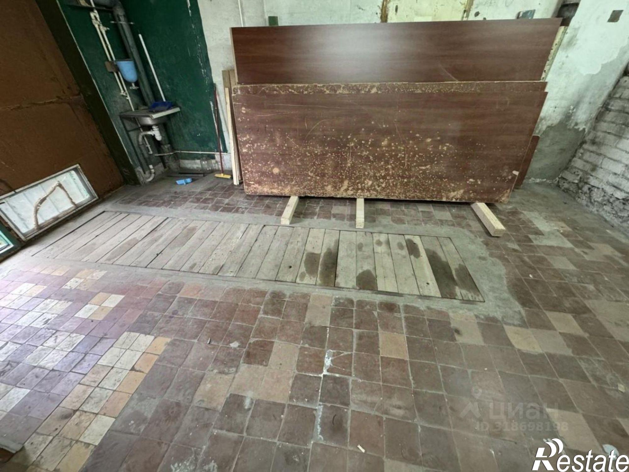 Купить гараж, место в паркинге за 1 947 640 рублей на ул Ивана Голубца, 155