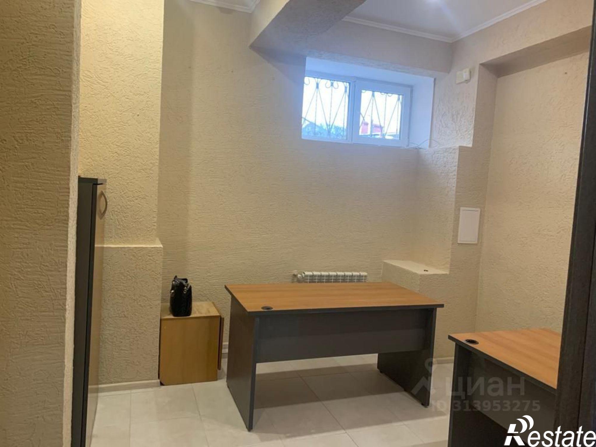 Купить офис, помещение под офис за 7 500 020 рублей на ул Спортивная, 18