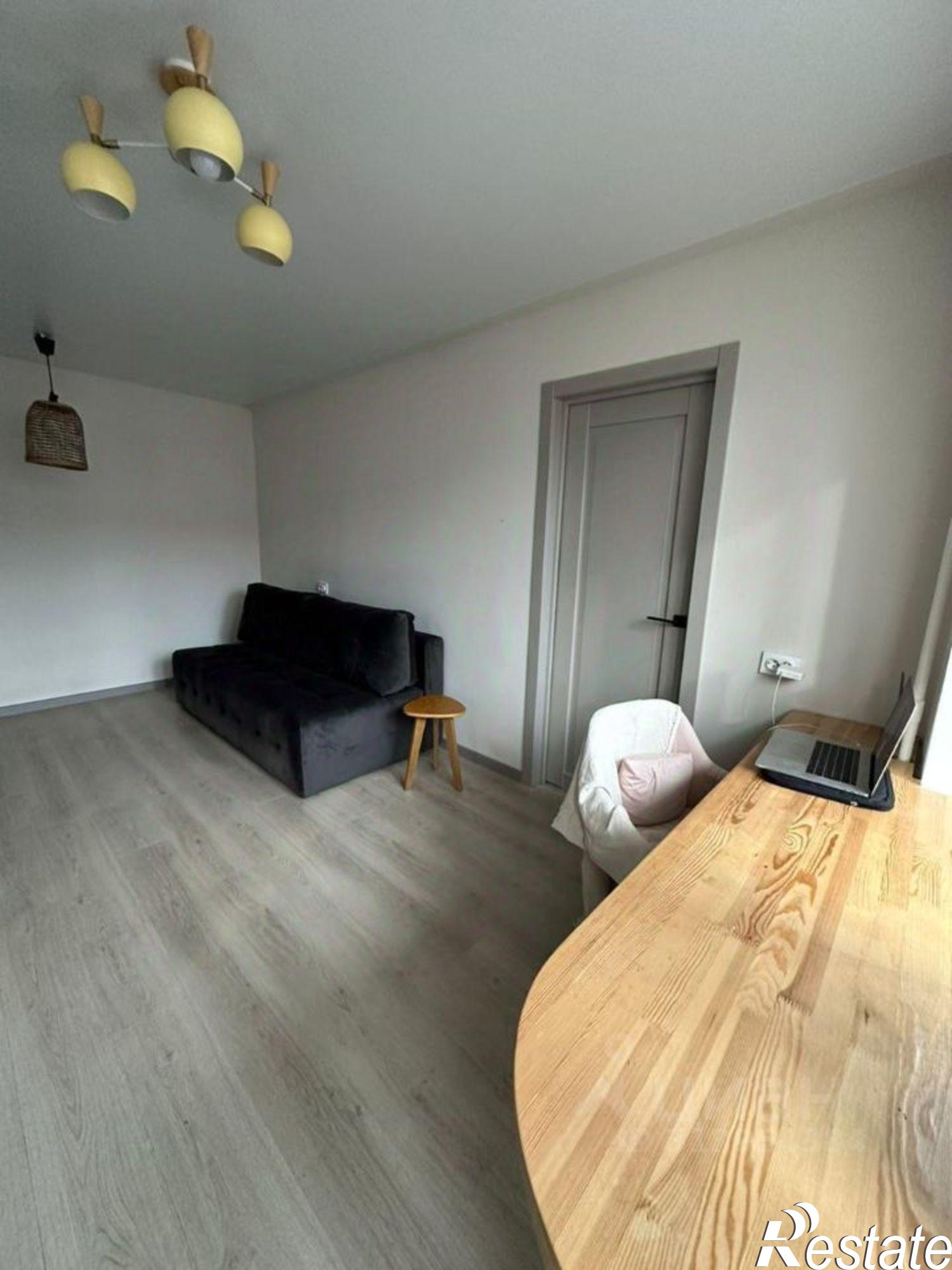 Купить квартиру за 6 700 000 рублей на 12-й микрорайон, 20