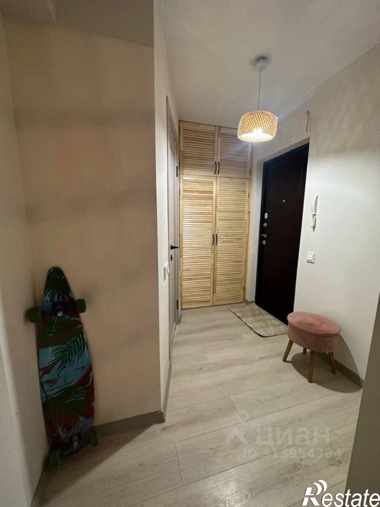 Купить квартиру за 6 700 000 рублей на 12-й микрорайон, 20