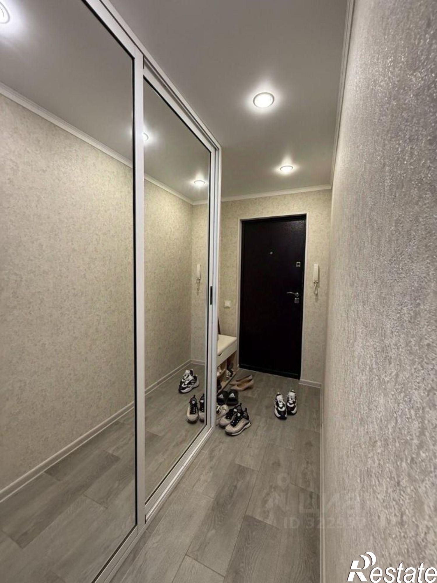 Купить квартиру за 10 300 000 рублей на 12-й микрорайон, 37