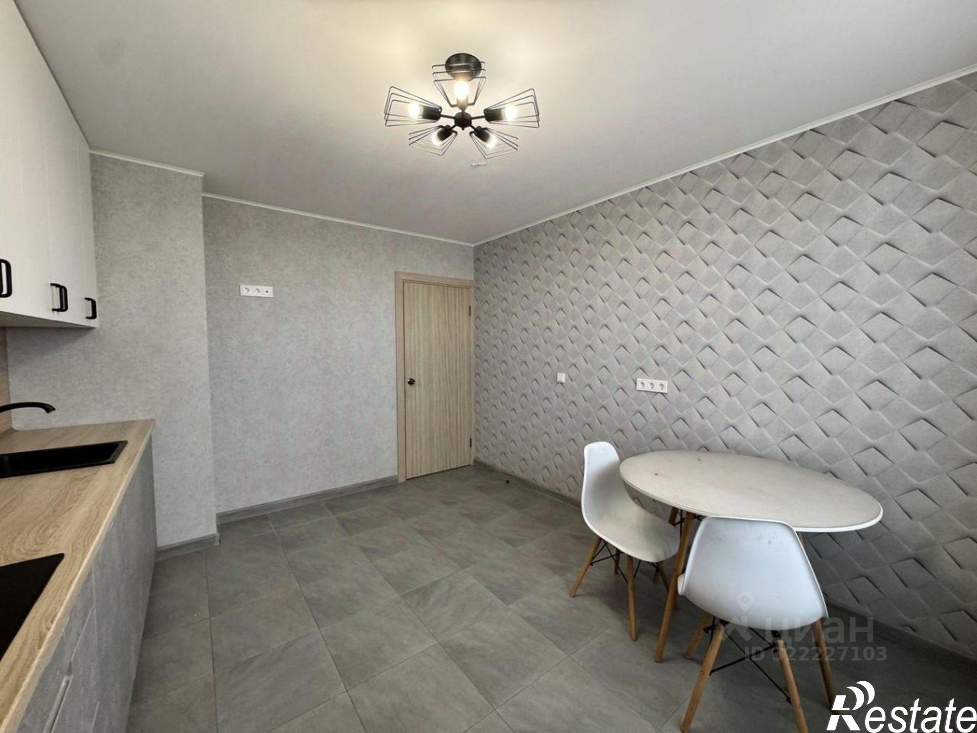 Купить квартиру за 12 000 000 рублей на улица Адмирала Пустошкина, 16