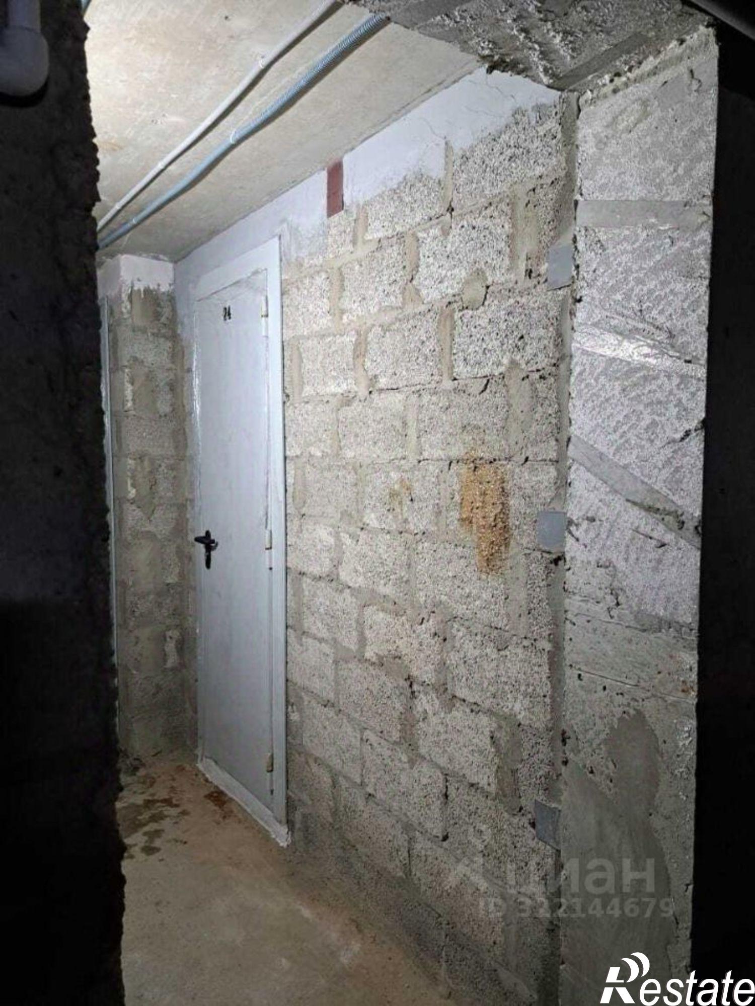 Купить складское помещение за 400 000 рублей на Супсехское шоссе, 39к17