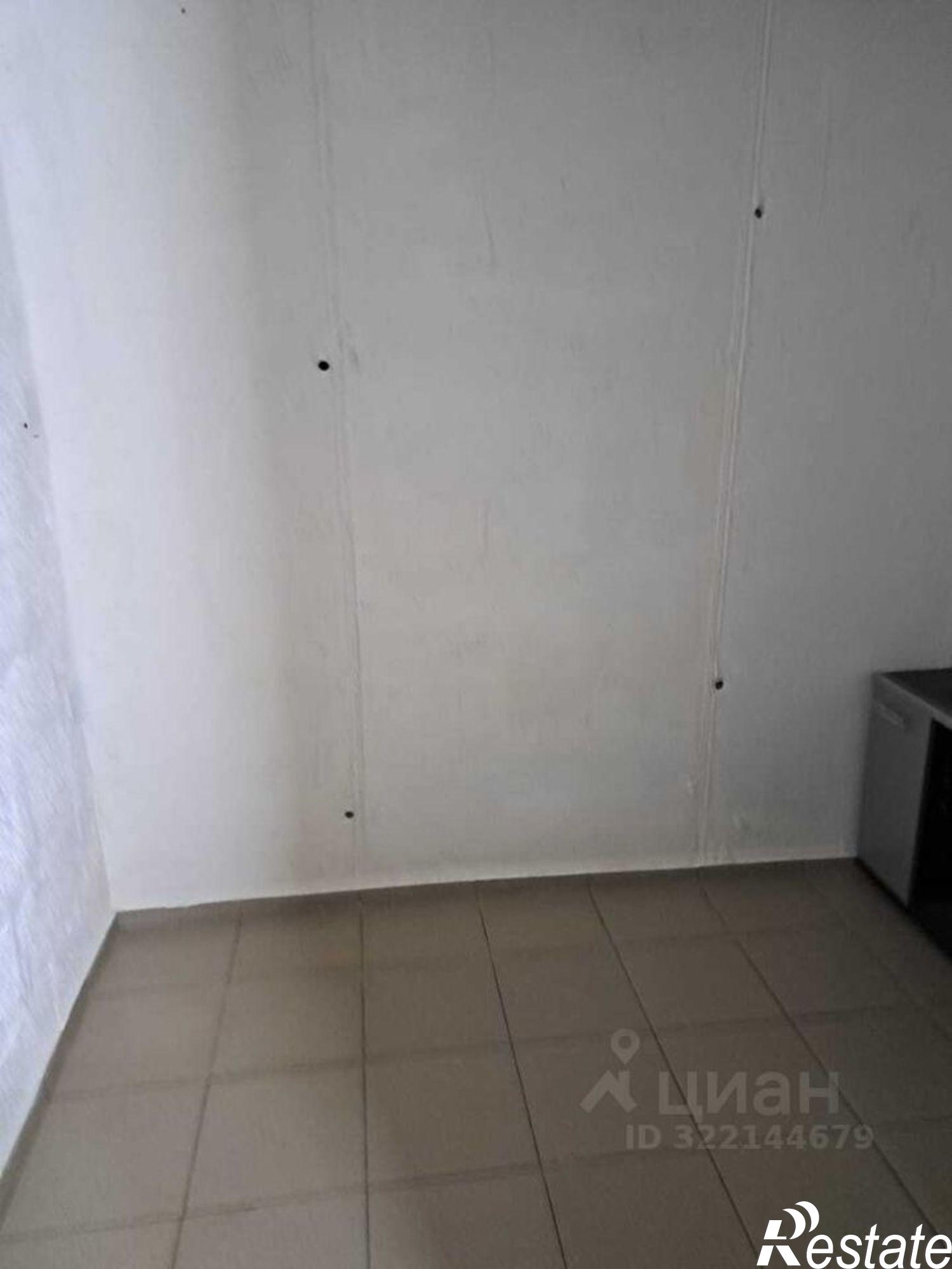 Купить складское помещение за 400 000 рублей на Супсехское шоссе, 39к17