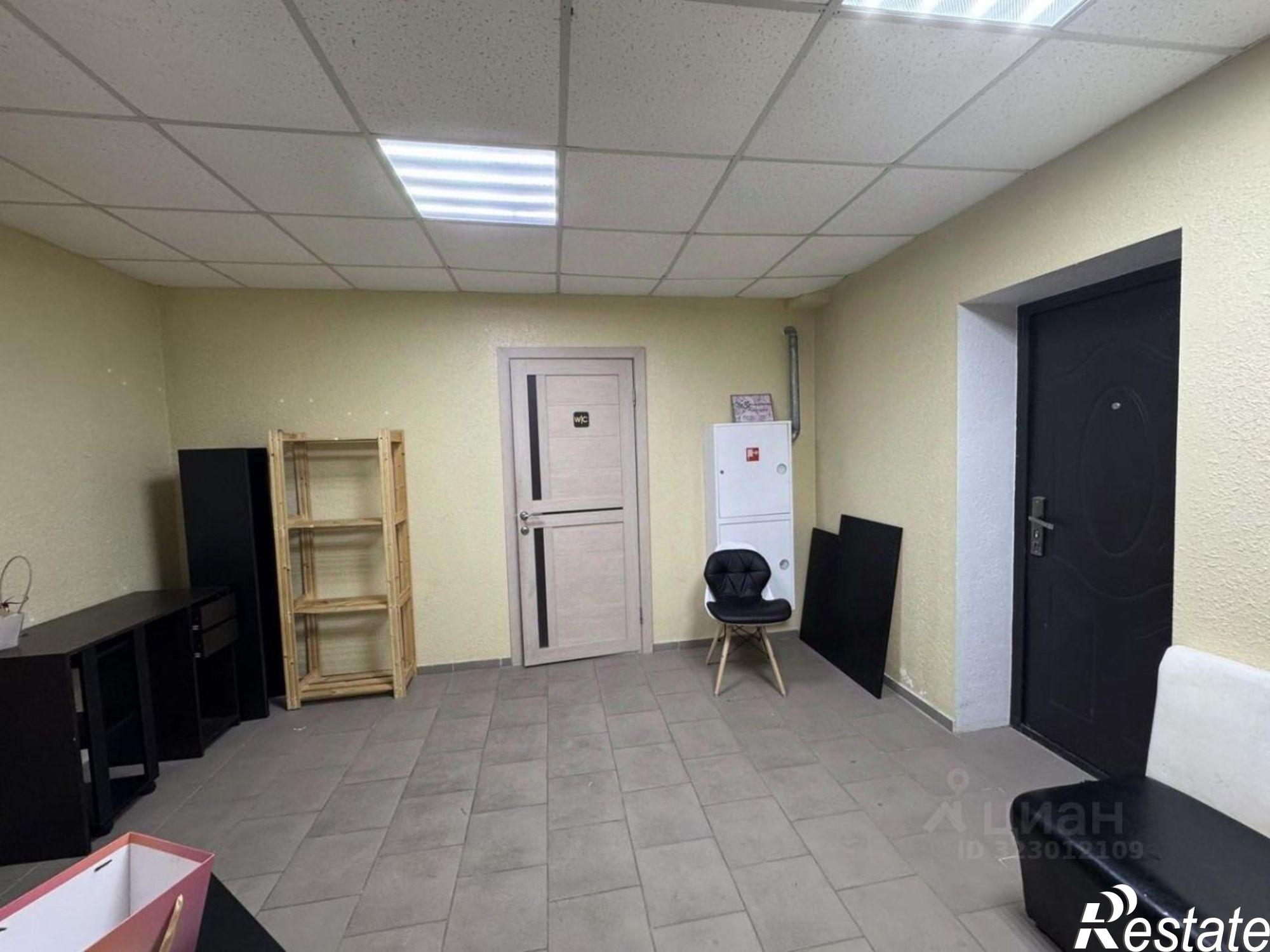 Купить помещение свободного назначения за 7 307 590 рублей на ул Промышленная, 2