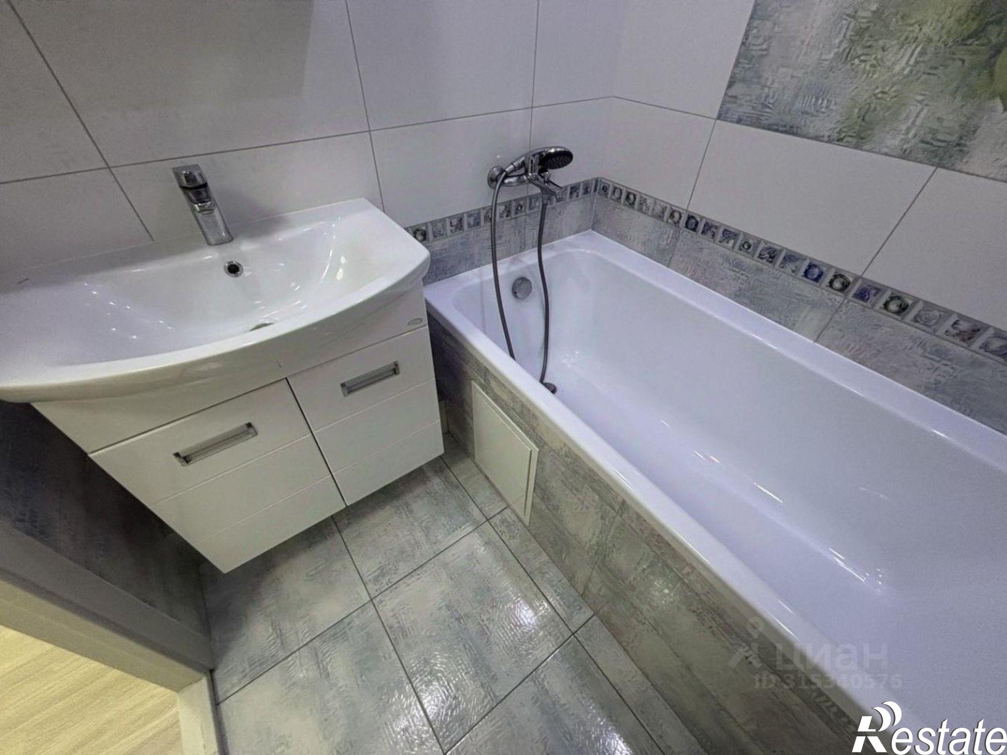 Купить квартиру за 9 250 000 рублей на ул Адмирала Пустошкина, 22 4