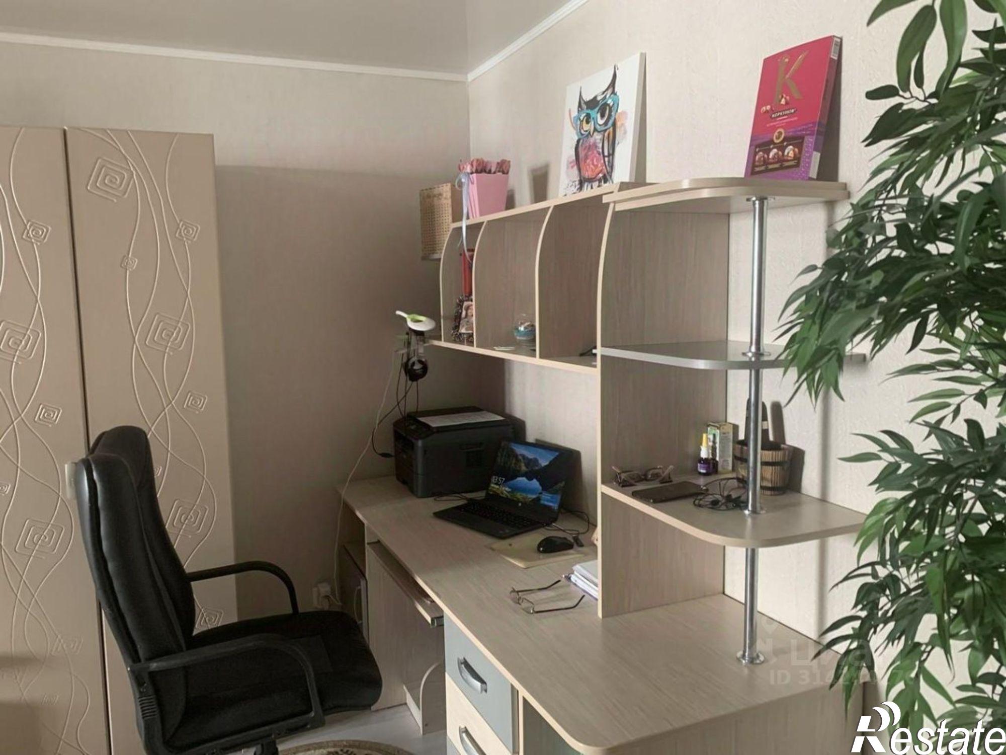 Купить квартиру за 12 800 000 рублей на б-р Евскина, 5 2