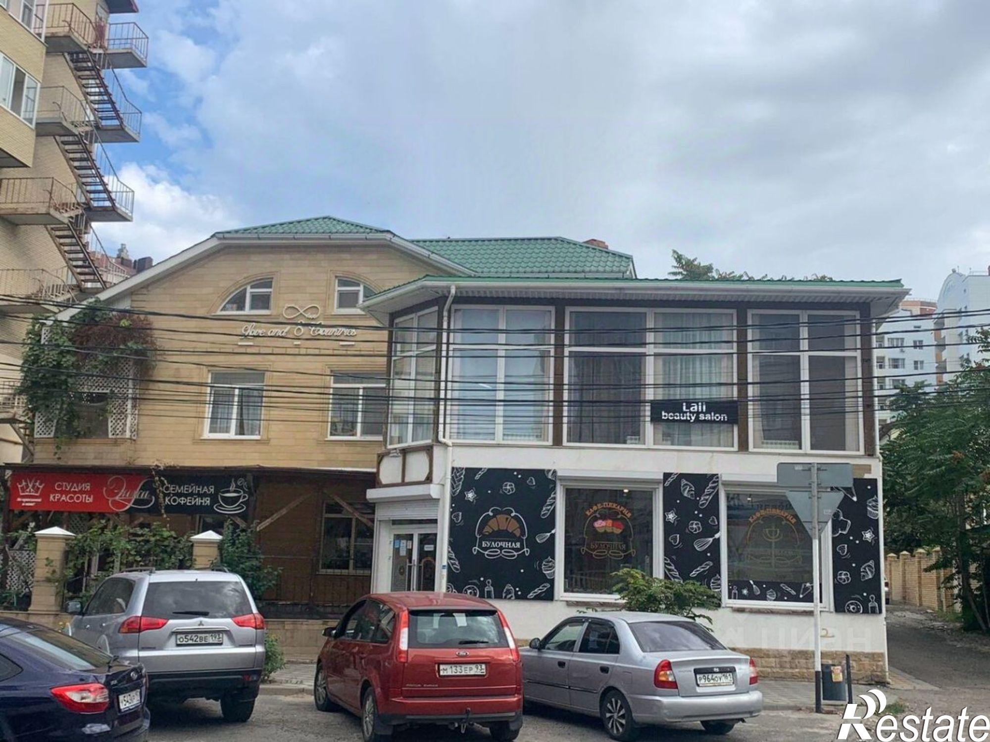 Купить торговое помещение за 120 000 000 рублей на Коралловый проезд, 1