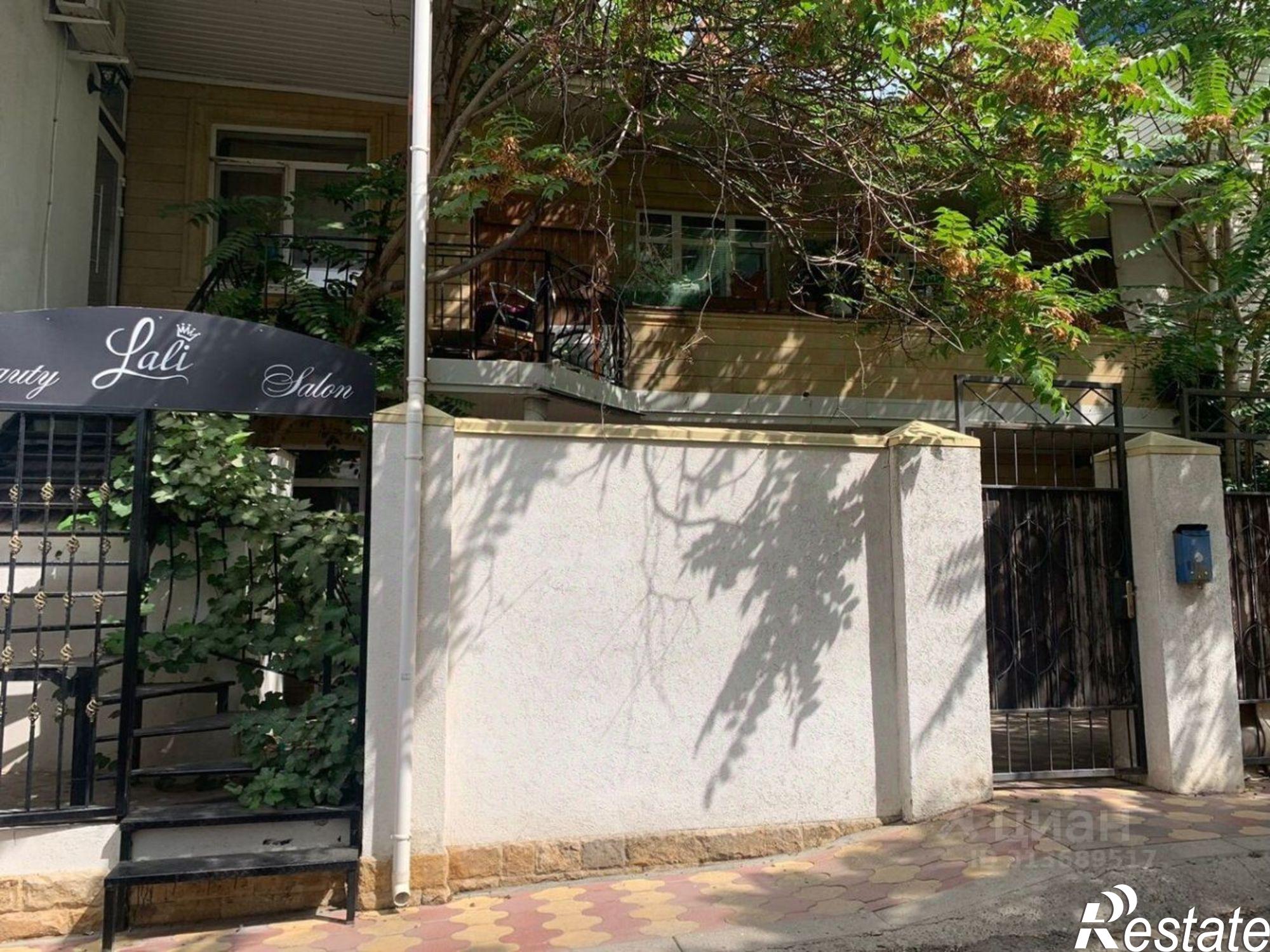 Купить торговое помещение за 120 000 000 рублей на Коралловый проезд, 1