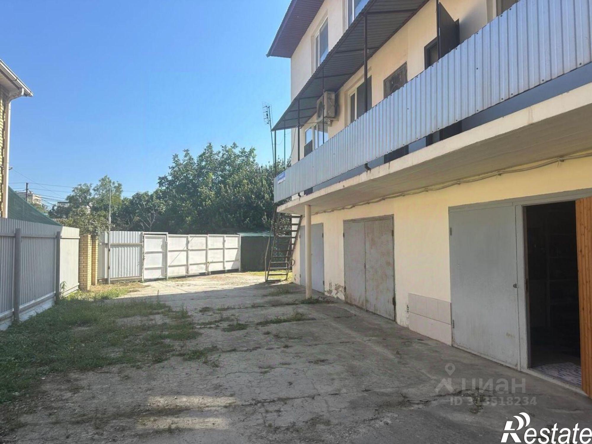 Купить гараж, место в паркинге за 4 546 550 рублей на ул Маяковского, 112