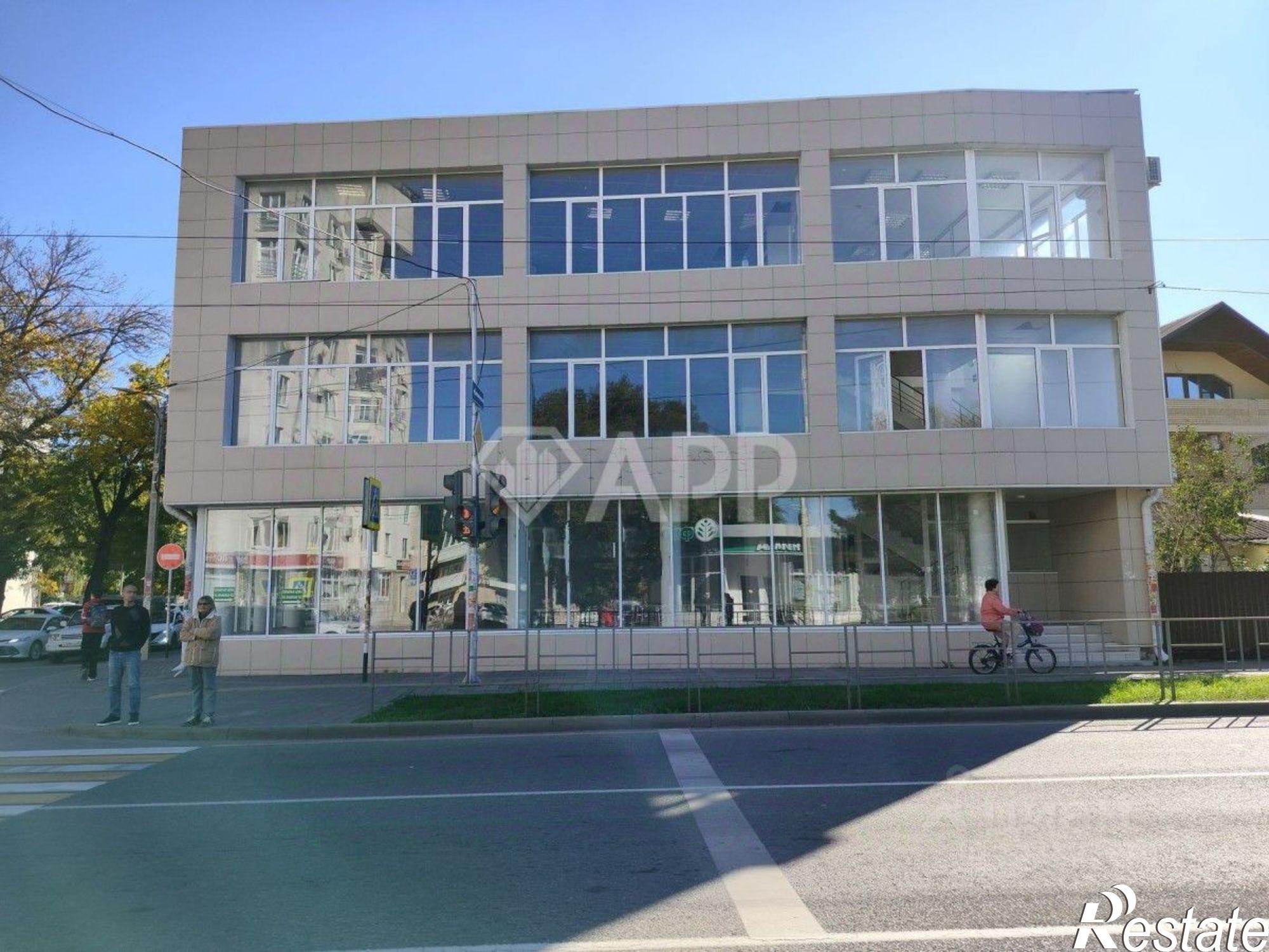 Сдать торговое помещение за 63 333 рублей на улица Краснозелёных