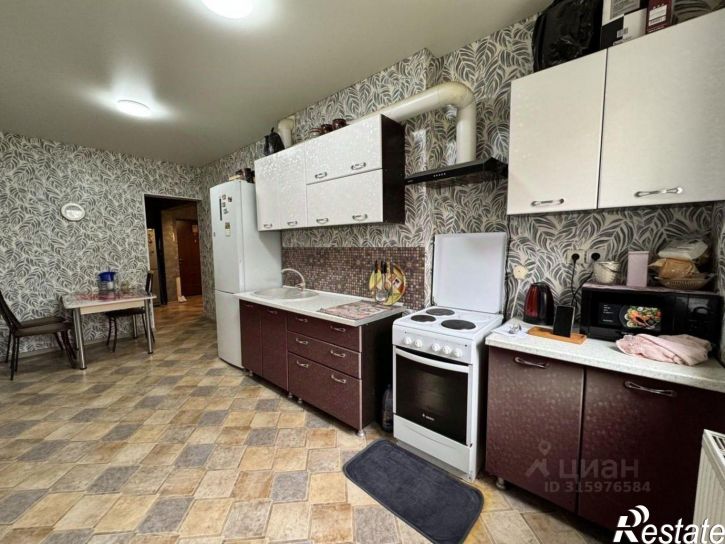 2-комн квартира 12-й микрорайон, 36