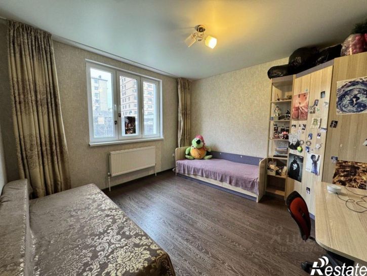 2-комн квартира 12-й микрорайон, 36