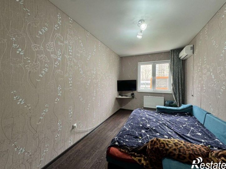 2-комн квартира 12-й микрорайон, 36