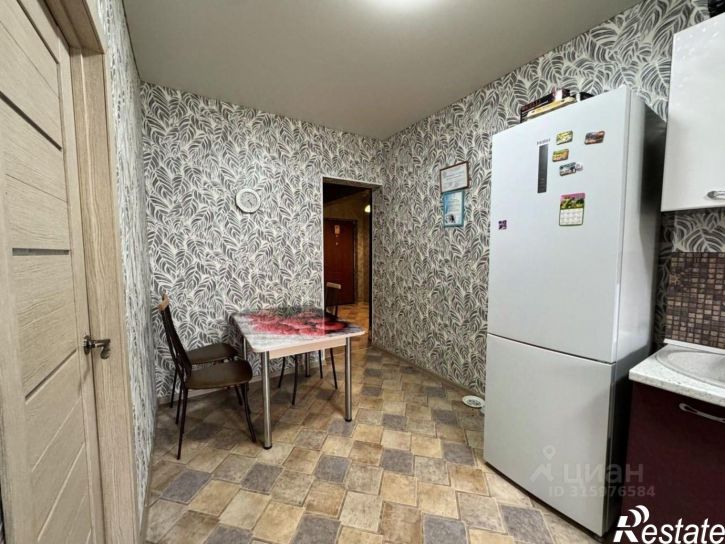 2-комн квартира 12-й микрорайон, 36