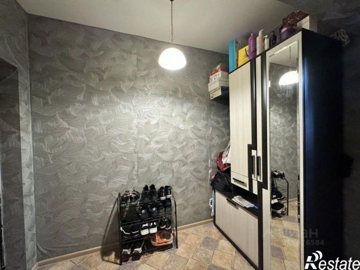 2-комн квартира 12-й микрорайон, 36